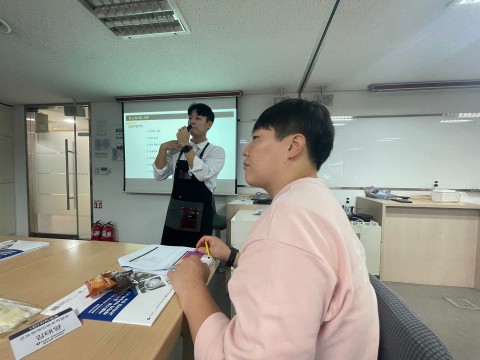 파리크라상과의 업무 협약을 통한 카페 근로장애인 직무교육 참여 소식